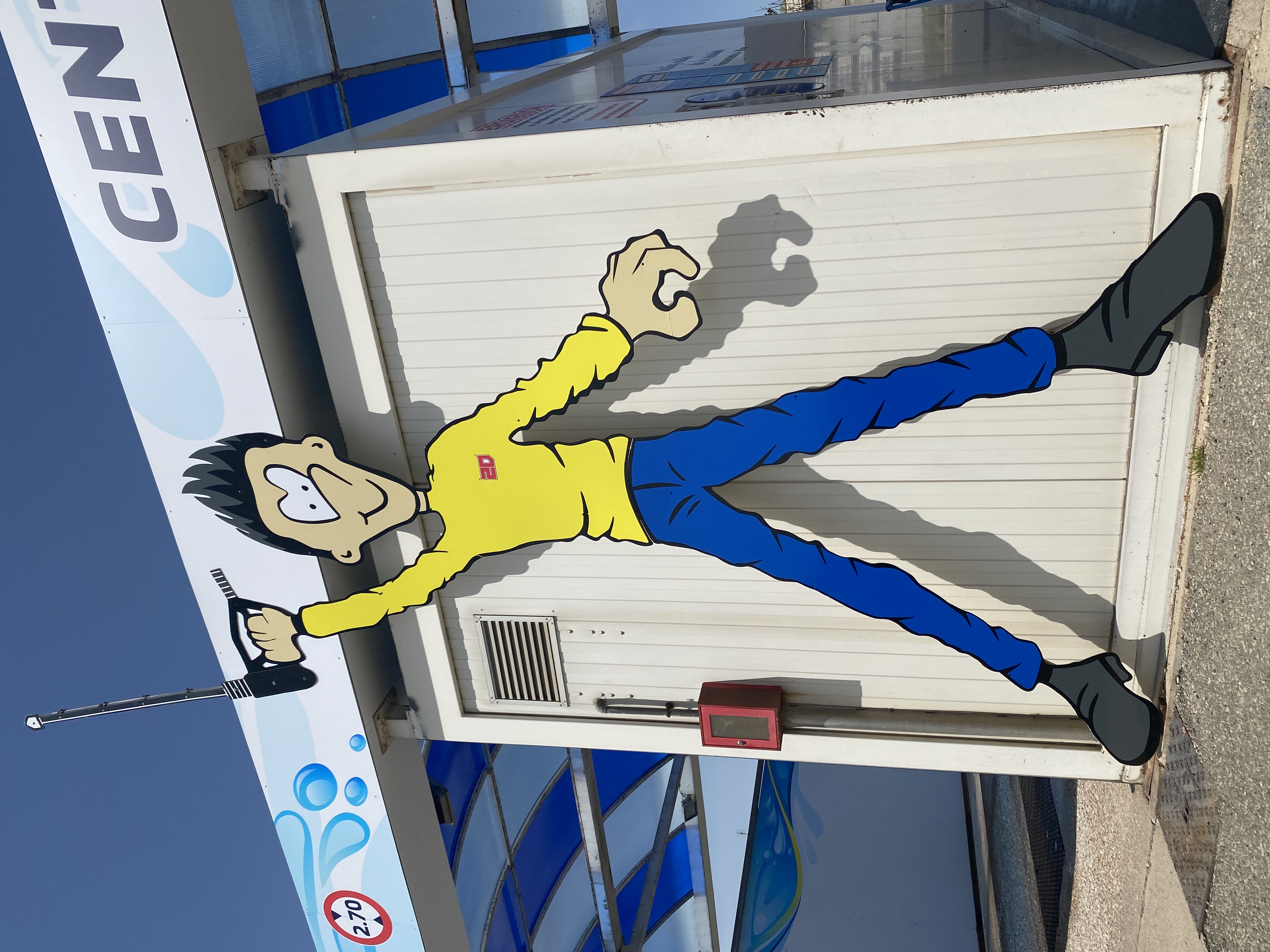 Mascotte CleanX sur l'installation